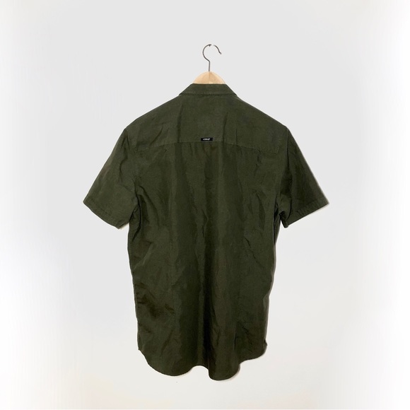 Classic Green Khaki Point Zero Luxury Men’s Casual Button Down T-shirt - Picture 3 of 4